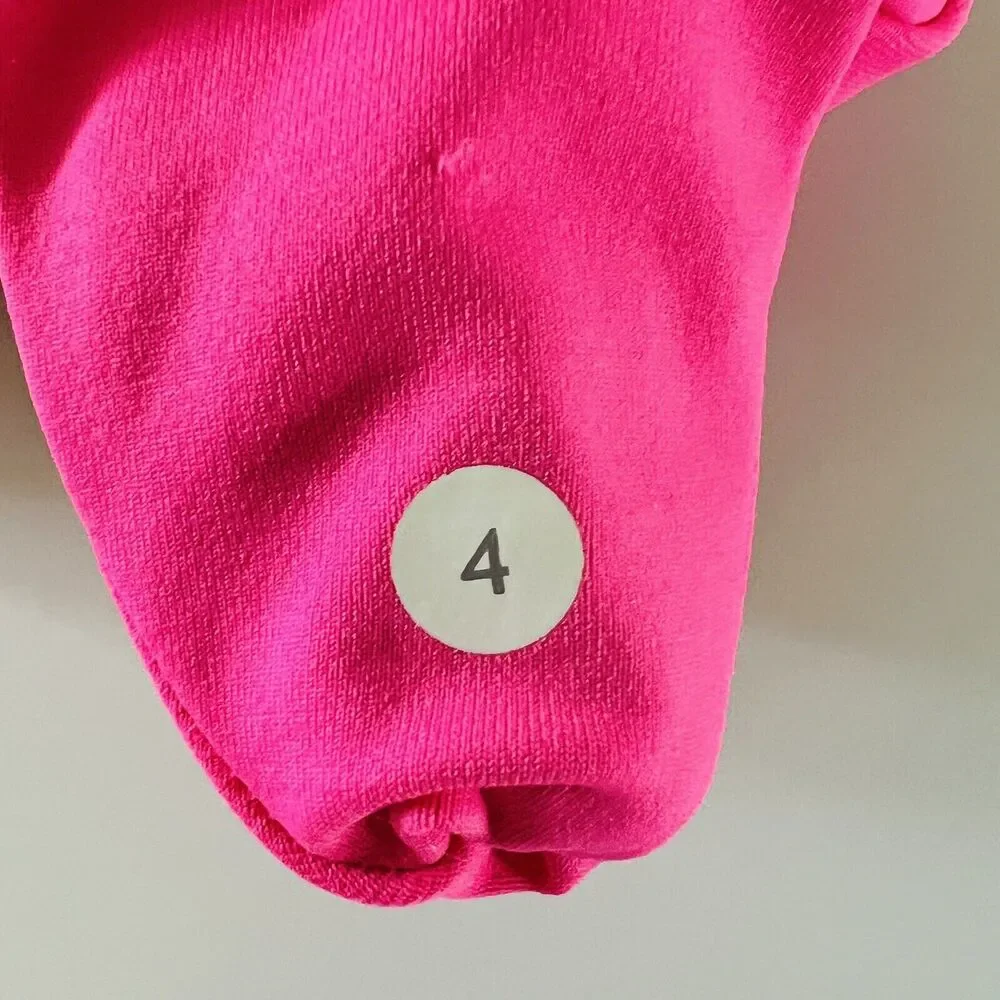 LULULEMON ATHLETICA Pinkelicious Parfait Pink Beach Runner Crop Leggings - US 4